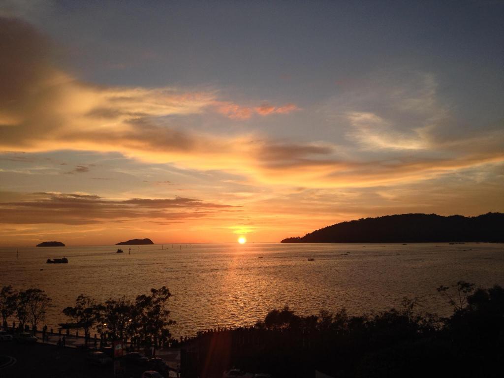 Kota Kinabalu: Lựa Chọn Khách Sạn Cho Giấc Ngủ Sâu và Không Gian Yên Bình