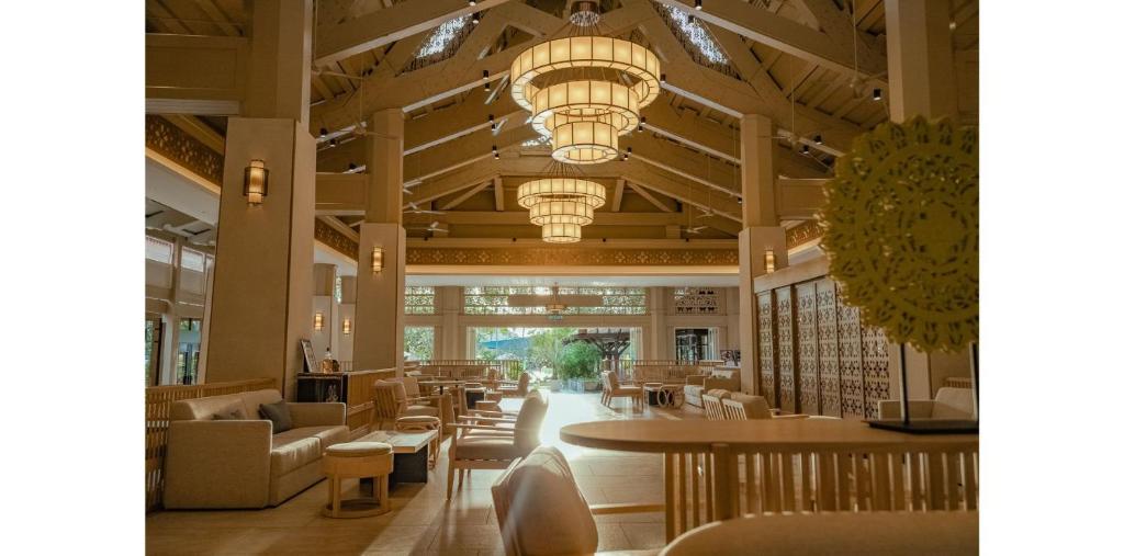 Langkawi: So Sánh Khách Sạn Cho Giấc Ngủ Sâu và Không Gian Yên Tĩnh